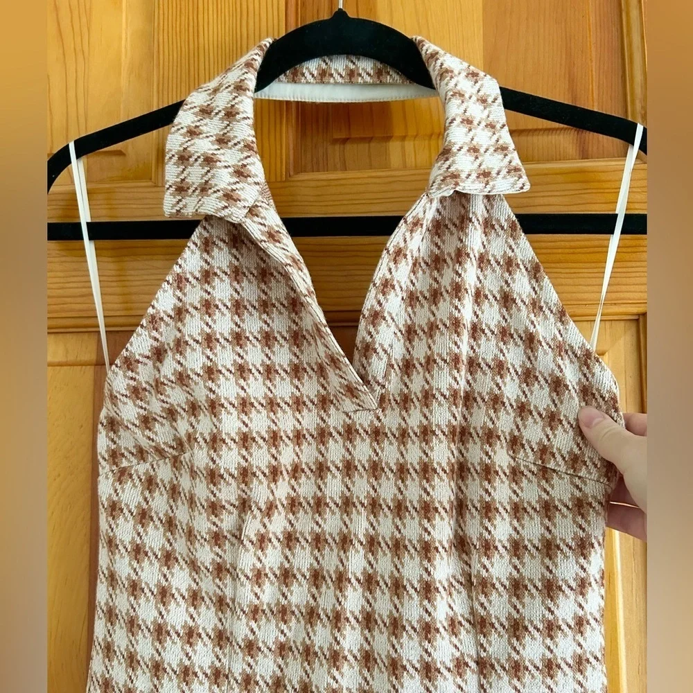 Sadie & Sage Rust Tan Houndstooth Plaid Halter Dress - Picture 2 of 5